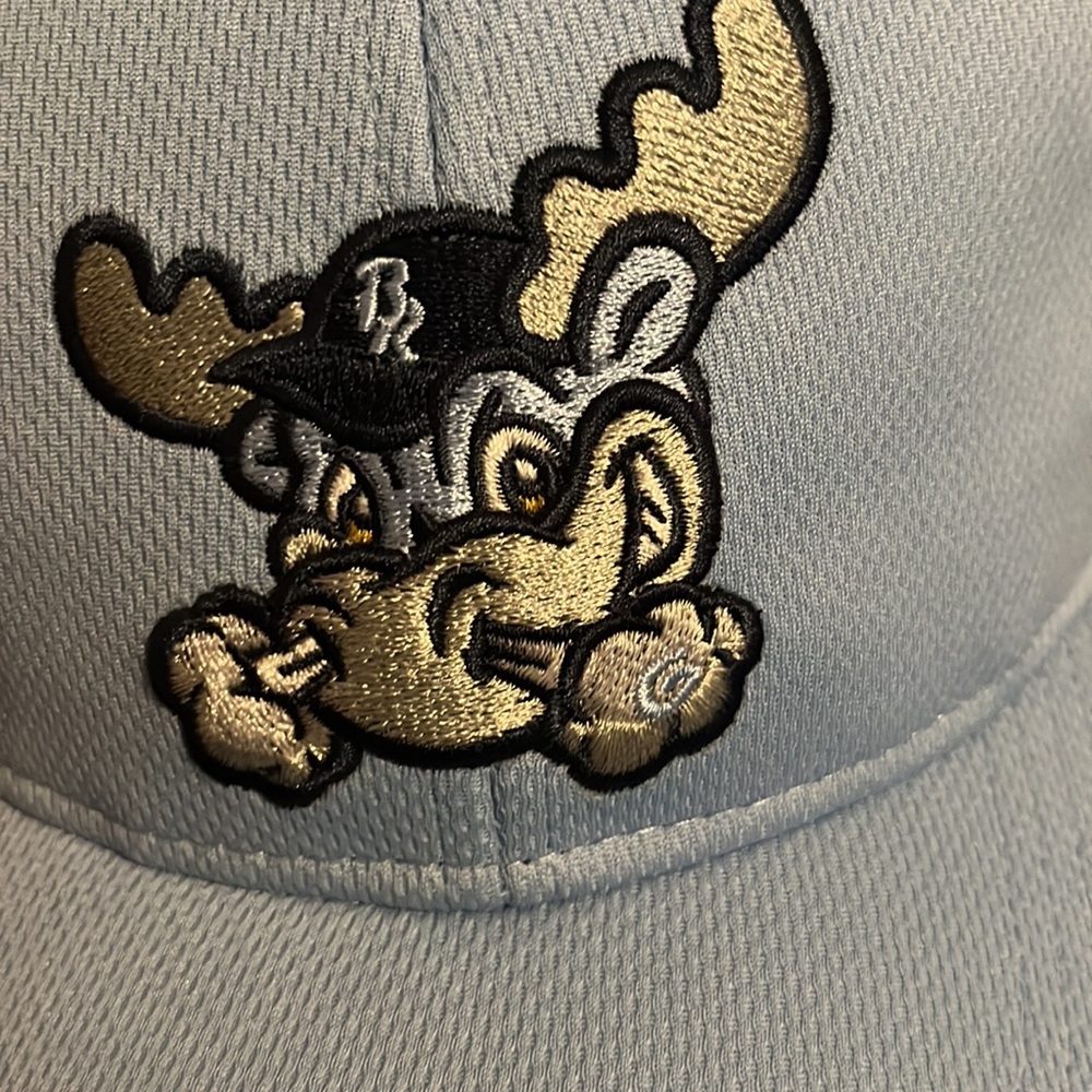 Blue Rocks Hat - Picture 5 of 6